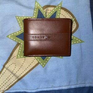 Tommy Hilfiger Brown Leather Wallet